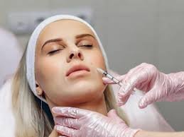 Top Benefits of Facial Lipofilling for Anti-Aging and Volume Restoration